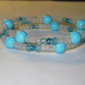3/$20 | Aqua blue beaded memory wire bracelet …
